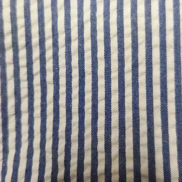 Vineyard Vines Blue Stipped 100%  Cotton Size 10 Zipper on Side 🩵 - Picture 5 of 5